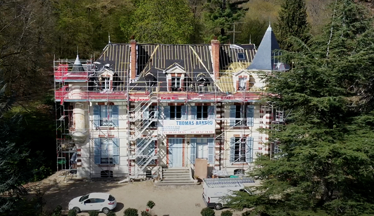 Rénovation de la toiture d'un château avec Triso-Toiture (78)